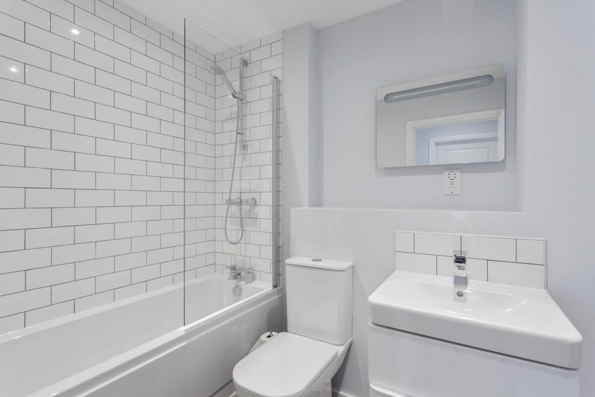 Modern 1 Bedroom Apartment In Central Brimingham Birmingham Bagian luar foto